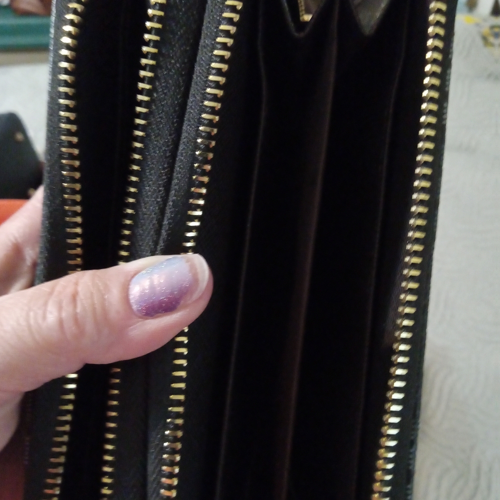 Source Unknown Black And Gray Monogram Wallet - image 3